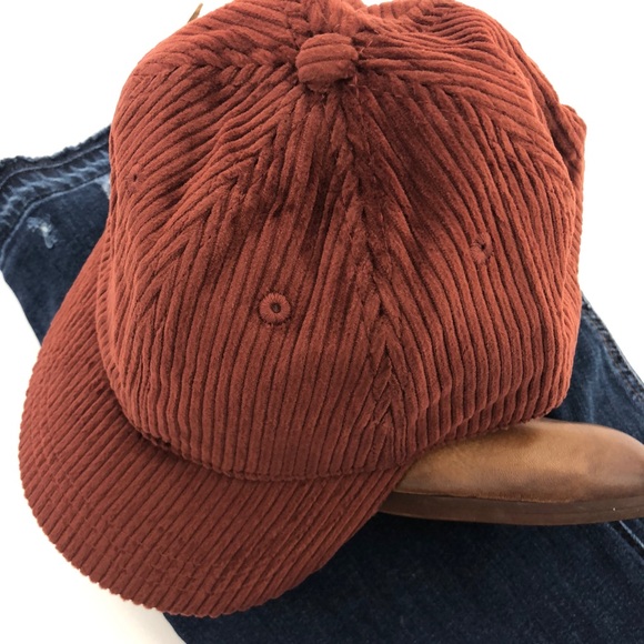 Madewell Accessories - Madewell corduroy baseball cap